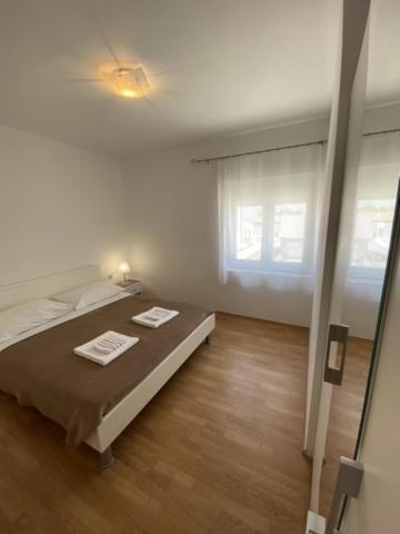 Apartments Zvonimir Privlaka  Ngoại thất bức ảnh